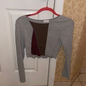 Cute cropped long sleeve shirt